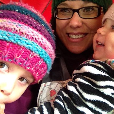 Profile Picture of Sarah McCool (@HipDipDoula) on Twitter