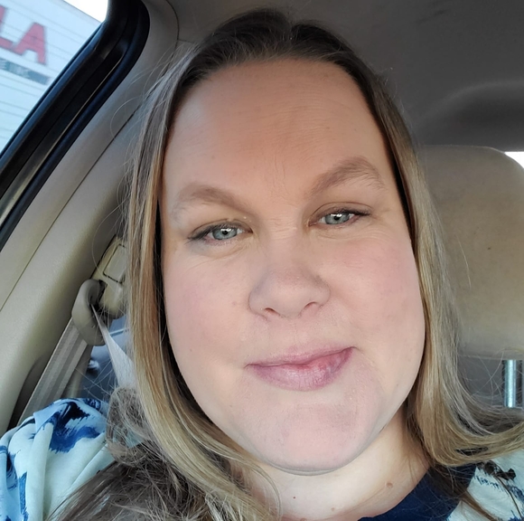 Profile Picture of Megan Fechter (@jmhfechter) on Poshmark