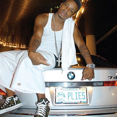 Profile Picture of Algernod Washington (@Darealplies) on Twitter
