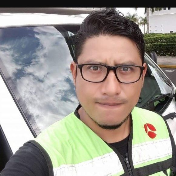 Profile Picture of Javier Salinas (@icemantx41382) on Poshmark