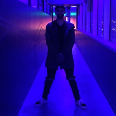 Profile Picture of Darrell Robinson III (@dboytoodope) on Twitter