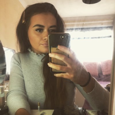 Profile Picture of Stacey Harvey (@Staceyharvey95) on Twitter