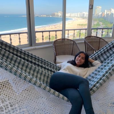 Profile Picture of Jules (@julia_elena_) on Twitter