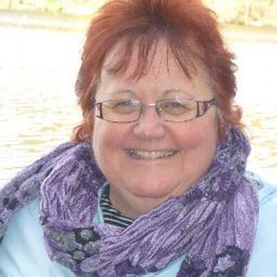 Profile Photo of Anne Bonner (@athometweet) on Twitter