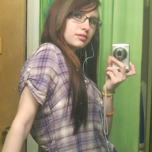 Profile Picture of Rachael Ferling (@justbeingmyselfnlovinit) on Myspace