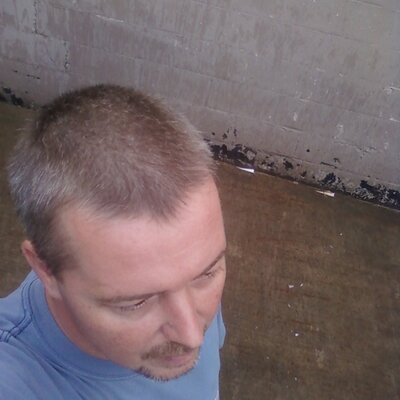 Profile Picture of Dennis Thompson (@curiousity41) on Twitter