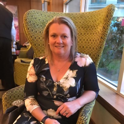 Profile Picture of Vickie Edwards (@corrblue) on Twitter