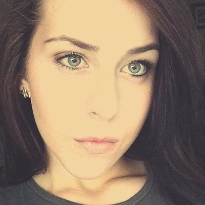 Profile Picture of Emmie Thomas (@emmiethoom) on Twitter