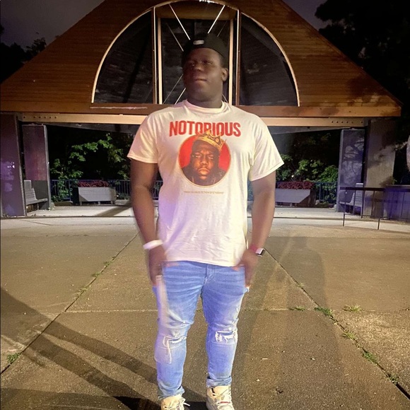 Profile Picture of Kristian Richardson (@ogflomo) on Poshmark