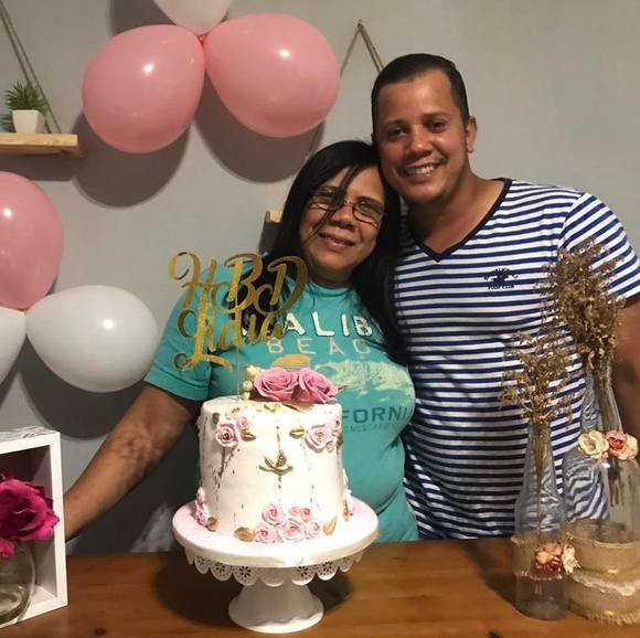 Profile Picture of Raquel Dilone (@raqueldilone) on Poshmark