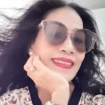 Profile Picture of Violet Kim (@loc.kim.75) on Facebook