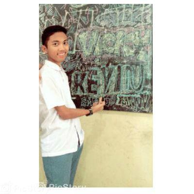 Profile Picture of ♚King Cuping (@KevinMalia) on Twitter