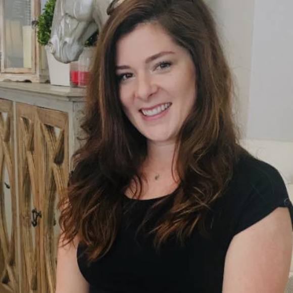 Profile Picture of Stacy Minor (@stacy_minor) on Poshmark