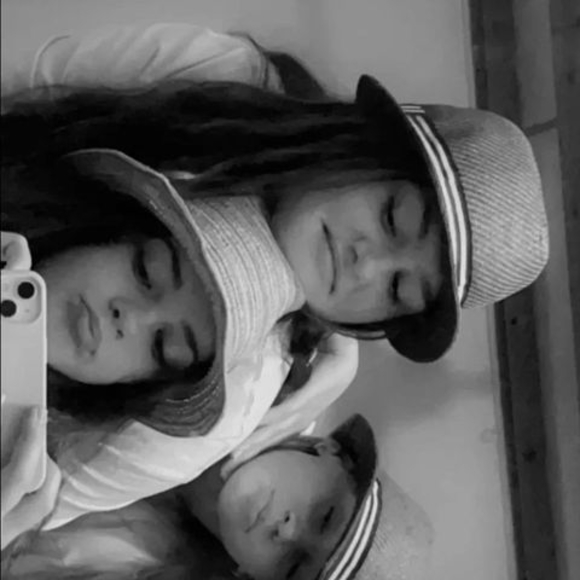 Profile Picture of Lara Reed (@misslarareed14) on Poshmark