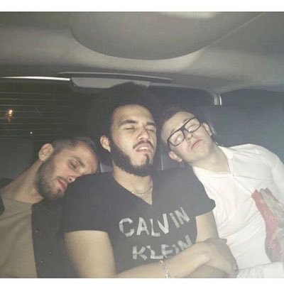 Profile Picture of Corey (@DareToMitchell) on Twitter