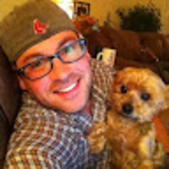 Profile Picture of Robert Eckhardt (@robert_eckhardt) on Poshmark