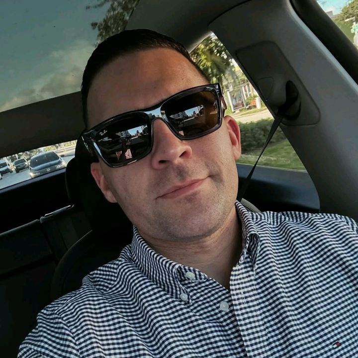 Profile Picture of Michael rollon (@michael.rollon98) on Tiktok