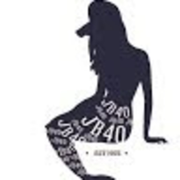 Profile Picture of Jenny Macioge reilly (@jb0160) on Poshmark