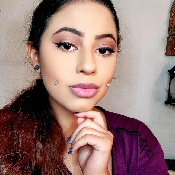 Profile Picture of Lucia Canales (@lucia_canales) on Poshmark