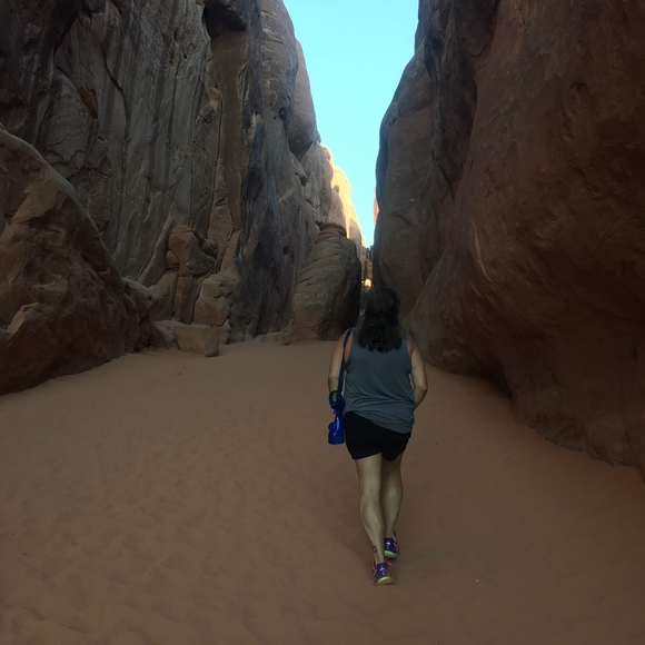 Profile Picture of Cathleen Jauch (@cathleenjauch) on Poshmark