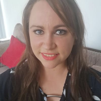 Profile Picture of Leanne Ann Summers (@LeanneEbb) on Twitter