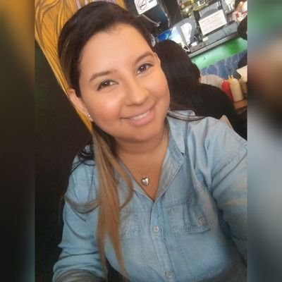 Profile Picture of Carmen González (@CarmenMilagrosG) on Twitter