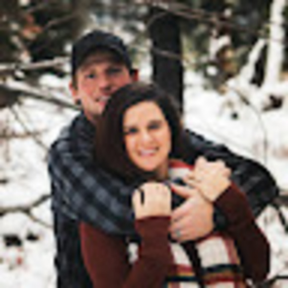 Profile Picture of Carley Major (@carsummerfelt) on Poshmark