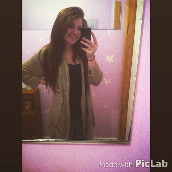 Profile Picture of Kaitlynn Collins (@kaite1) on Poshmark