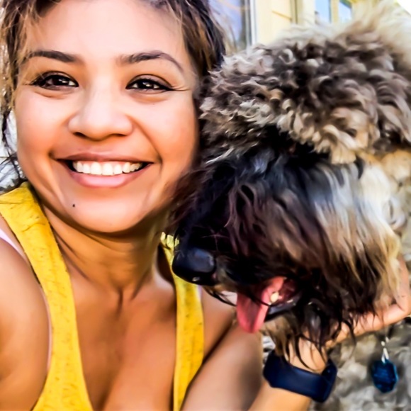 Profile Picture of Marie Daveys (@daveysmarie) on Poshmark