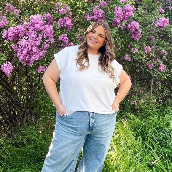 Profile Picture of Chandler Flitton (@chanflitton) on Poshmark