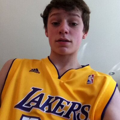 Profile Picture of Ryan Tutton (@ryan_tutton) on Twitter