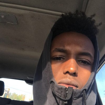 Profile Picture of Ken Farah (@kobe_kenadid) on Twitter