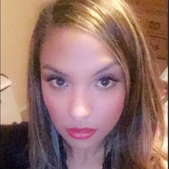 Profile Picture of Loretta Haysbert (@lhaysbert) on Poshmark