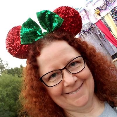 Profile Picture of Darlene Miller (@1curlyredhead) on Twitter