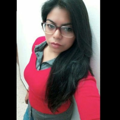 Profile Picture of AngiePat (@GelyPatraca) on Twitter