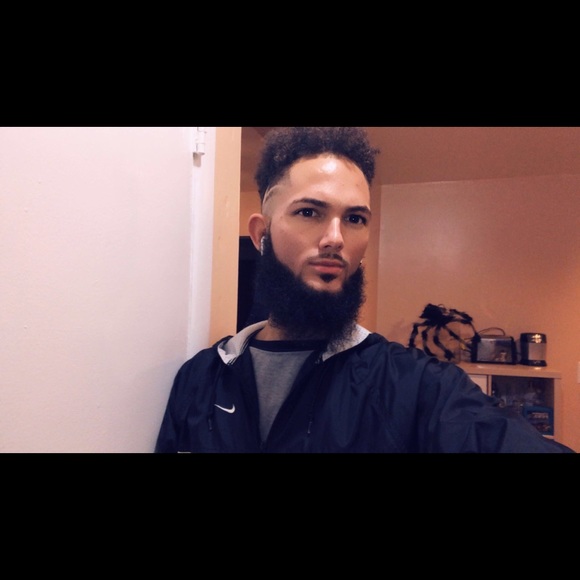 Profile Picture of Brandon Micheal (@brandon_micheal) on Poshmark