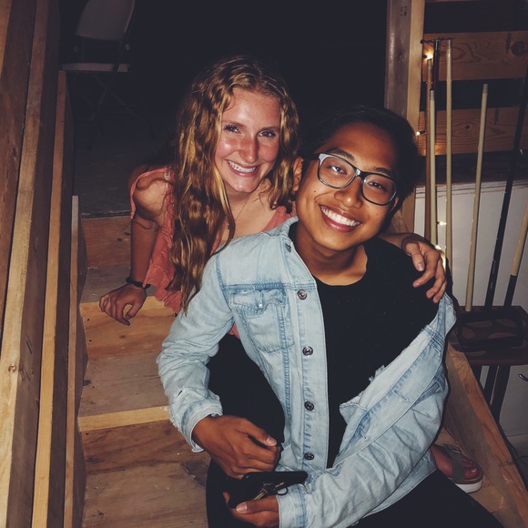 Profile Picture of Alex Truong (@itsalextruong) on Poshmark