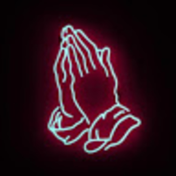 Profile Picture of James Kendrick (@osemaj_) on Poshmark