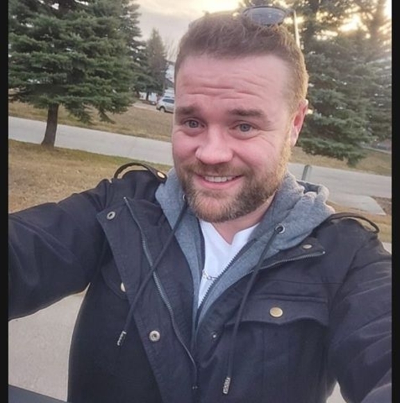 Profile Picture of Kyle Ranisate (@kjr9212) on Poshmark
