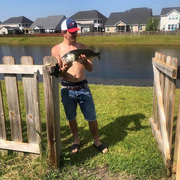 Profile Picture of Hunter Hatchell (@hunterhatchell) on Poshmark