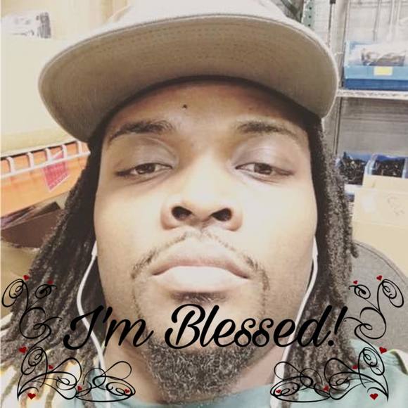 Profile Picture of Brian Morrow (@brealboutit) on Poshmark