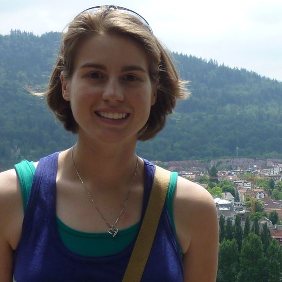 Profile Picture of Marilyn Eveler (@mkayeveler) on Poshmark