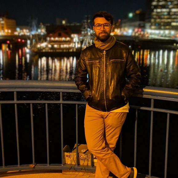 Profile Picture of Vishal Anand (@vishal11091) on Poshmark