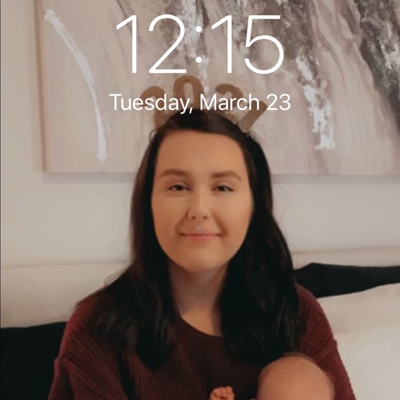 Profile Picture of Sky Lee (@sky52298) on Poshmark