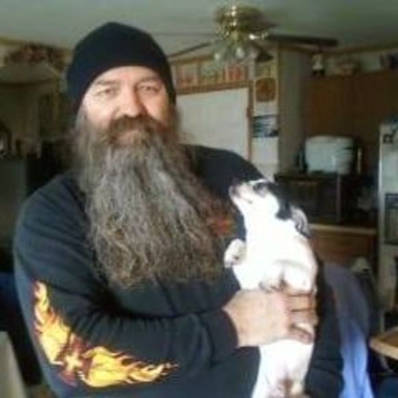 Profile Picture of Sonny Sonneville (@9104943441) on Poshmark