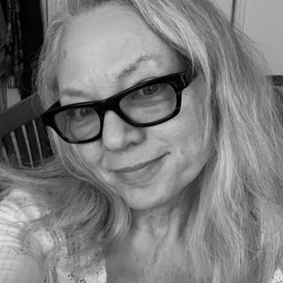 Profile Picture of Lori Raphael (@LRaphael530) on Twitter