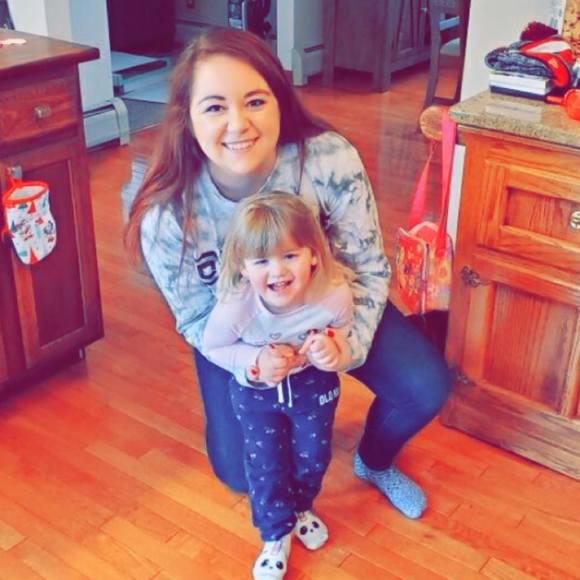 Profile Picture of Lacey Roy (@countrygirl6) on Poshmark