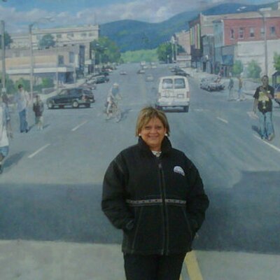 Profile Picture of Iris Camacho (@iriscamacho1962) on Twitter