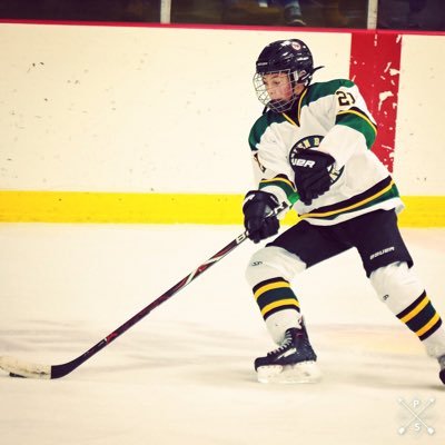 Profile Picture of Charlie Laurent (@CharlieLauren14) on Twitter