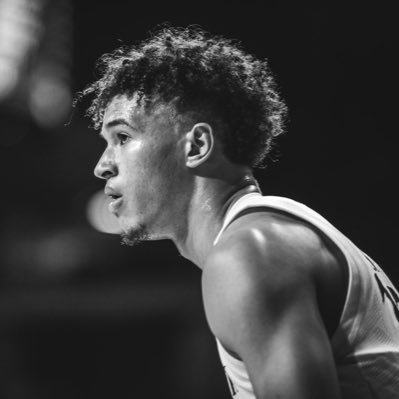 Profile Picture of Zach Harvey (@zachxharvey) on Twitter